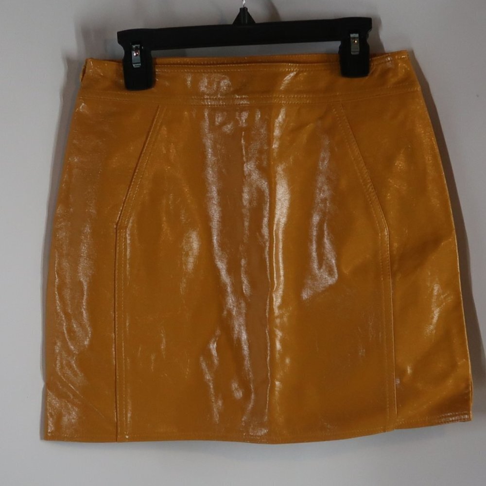Privacy Wardrobe Women's Mustard Yellow Faux Leather Skirt w Shorts Small NWT